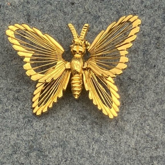 Monet Butterfly Pin Brooch Gold Wire Retro Vintage Minimalist Mid Century Modern - Picture 2 of 7